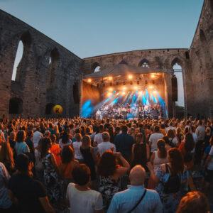 2 Quick Start ja XXI Sajandi Orkester Pirita kloostri varemetes 14.07.21